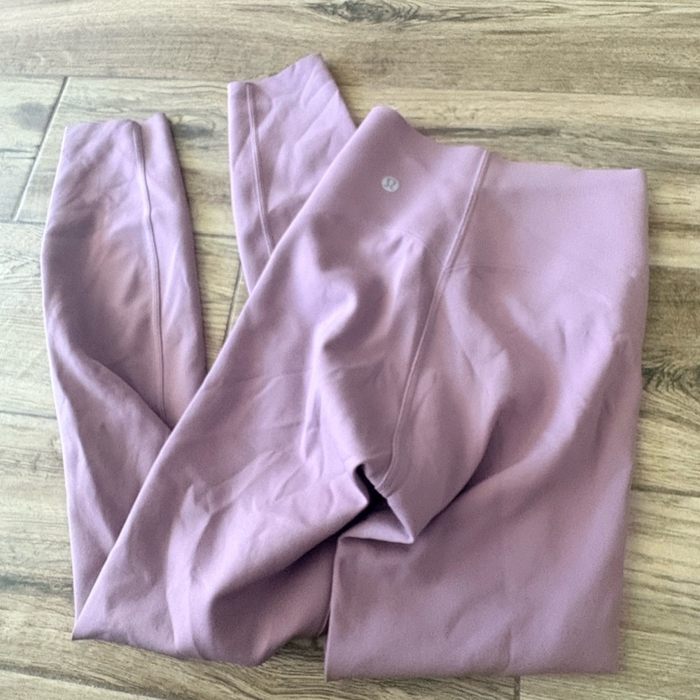 New Lululemon Size 0 Leggings Glow Up High Rise Tight 25” LVLX Lavender Lux $118